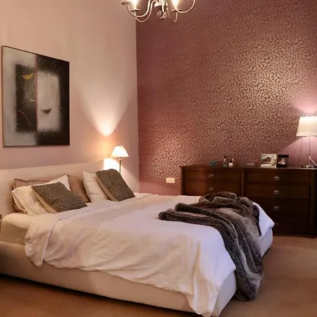 In The Heart Of The Old Town Apartment *