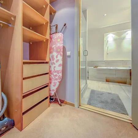 Apartment In The Heart Of The Old Town